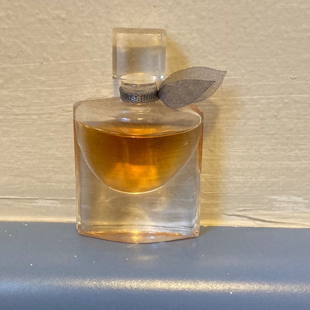 Lancôme La Vie Est Belle Eau De Parfum Splash Mini Size Used